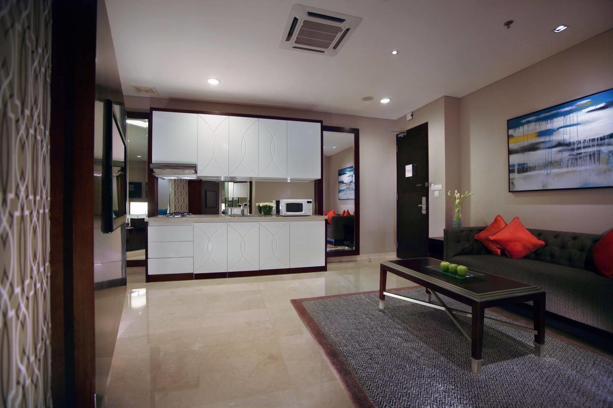 The Grove Suites By Grand Aston Jakarta Exterior foto